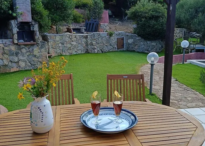 Accessible 300 Meters From The Sea Lu Pultiddolu