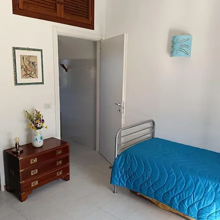 Accessible 300 Meters From The Sea *